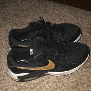 Black and Rose Gold Air Maxes